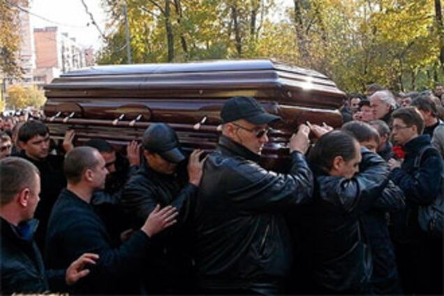 Япончика хоронили под охраной ОМОНа (ФОТО, ВИДЕО)