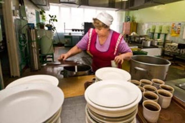 В школах Украины 'выкармливают' больную нацию