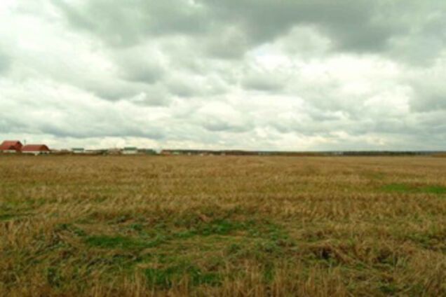 На Прикарпатті зловили трьох земельних чиновників-хабарників