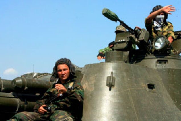 Россия перебрасывает войска на границу с Украиной