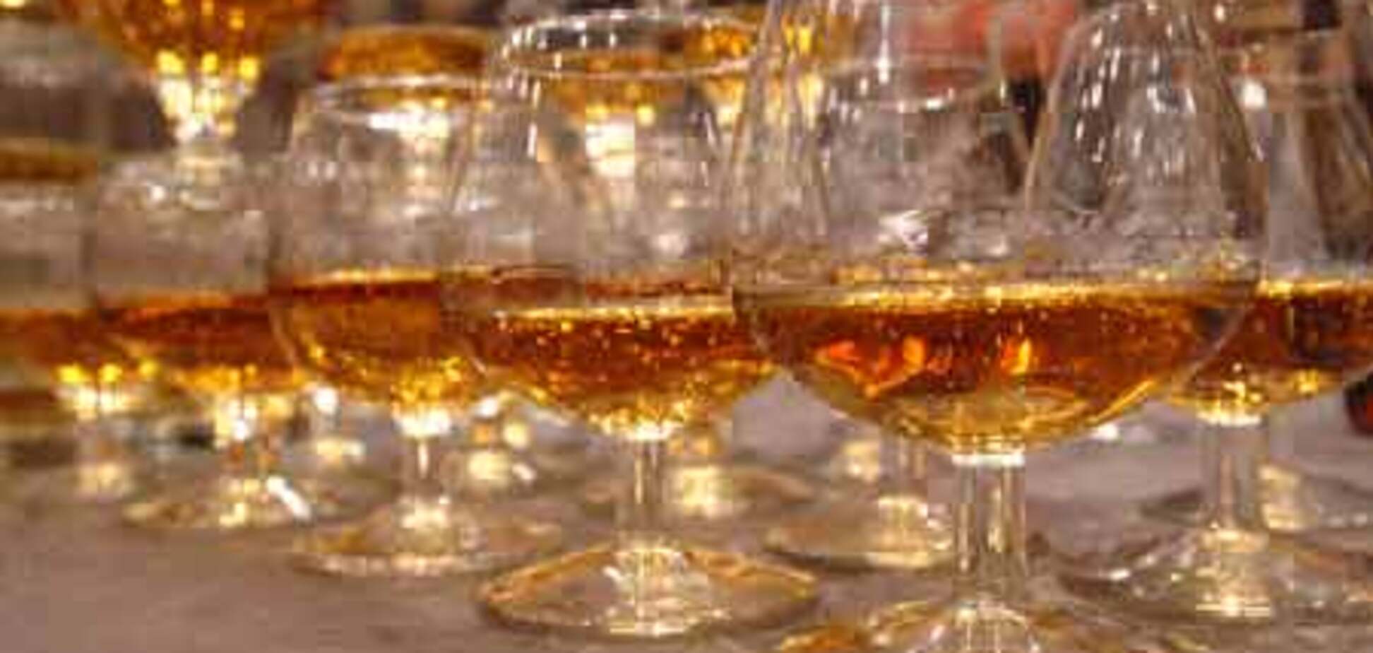 Вступили в силу новые цены на коньяк и водку