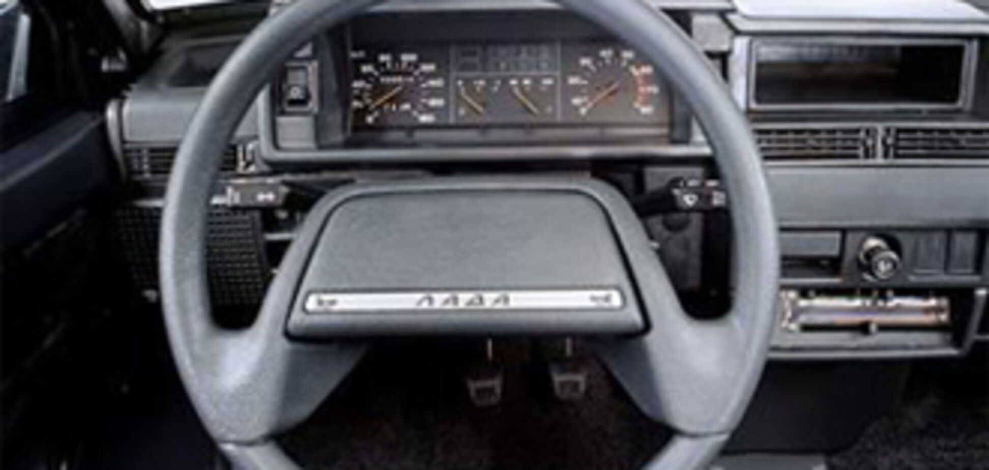 Міліціонер збив перехожого на смерть і втік з місця ДТП