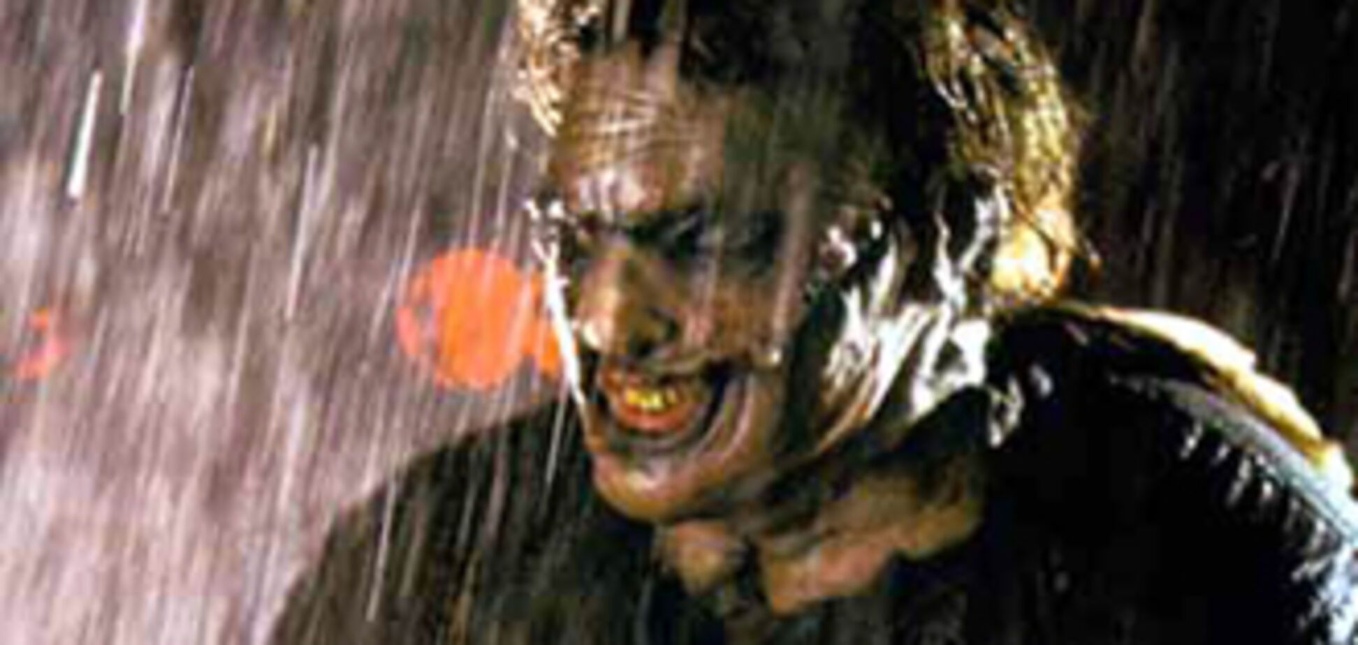 Пьяный полицейский напал на сотрудника 'комнаты ужасов'