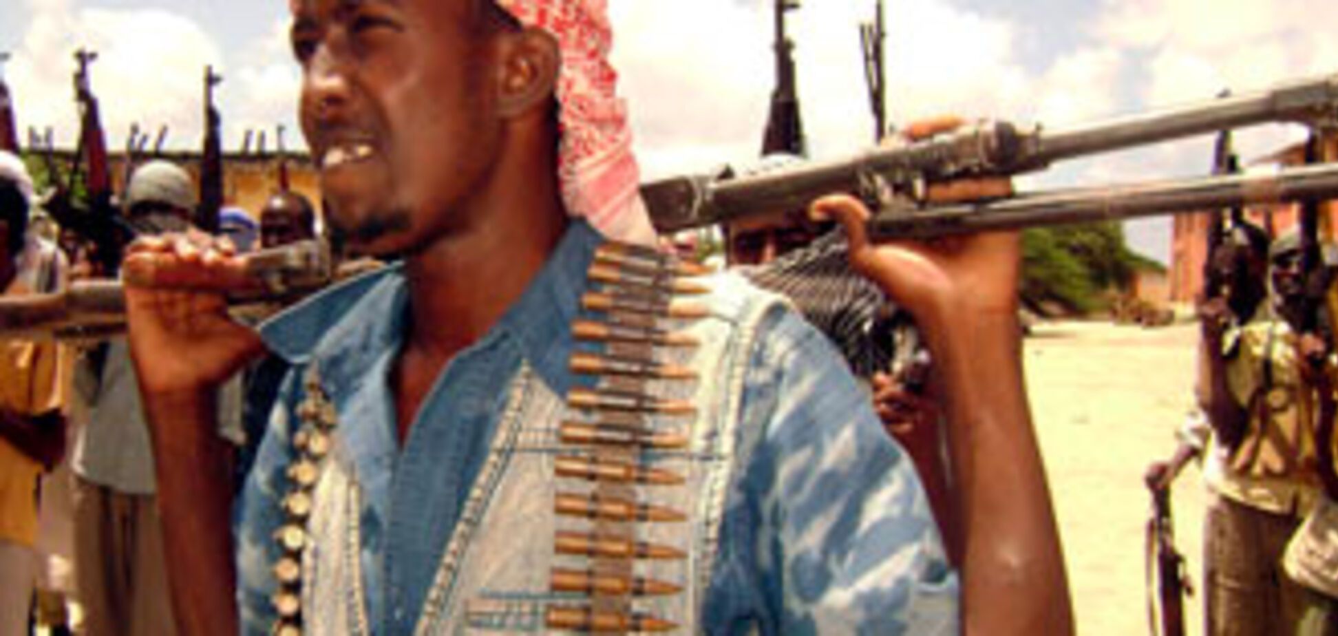 Бойовики обстріляли кортеж президента