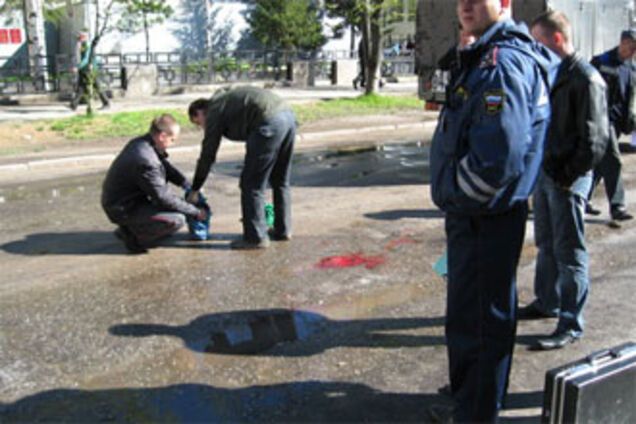 Джип насмерть сбил женщину и трехлетнюю девочку