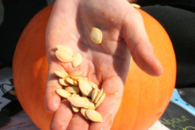 Бабушке подсунули пятисотку с портретом Януковича