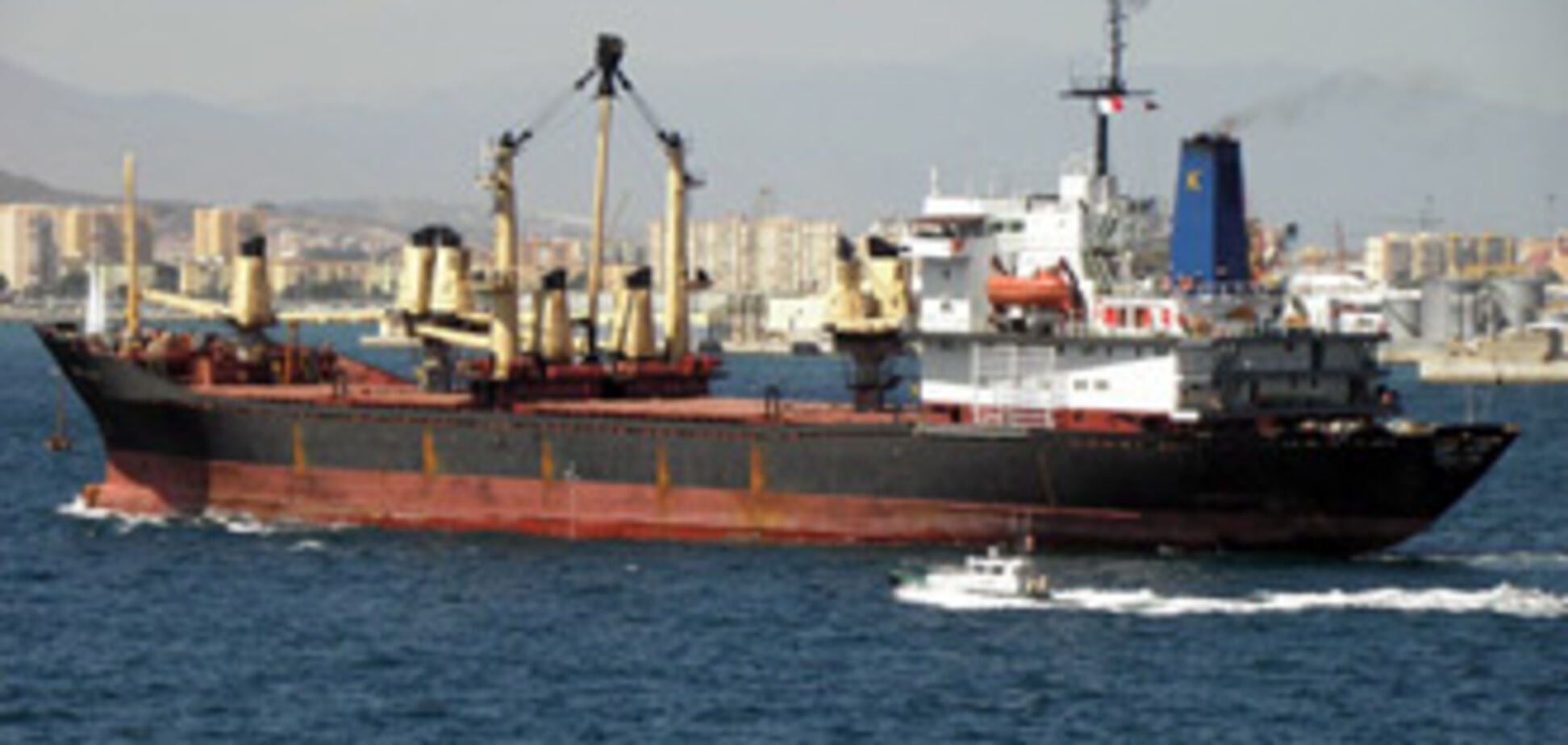 Украинские моряки обстреляли сомалийских пиратов