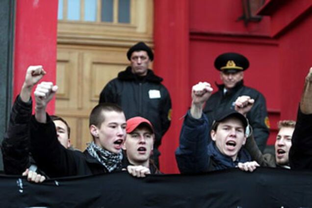 День студента отметили акцией протеста с пиротехникой. ФОТО
