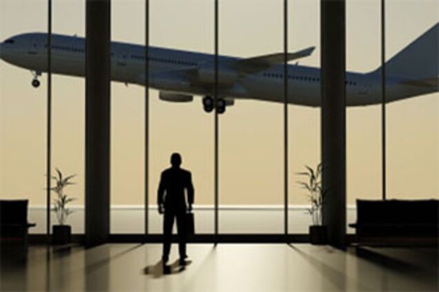 Сбой электроники парализовал десятки авиарейсов