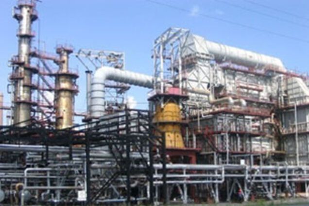 Одесский губернатор обещает запустить НПЗ к среде