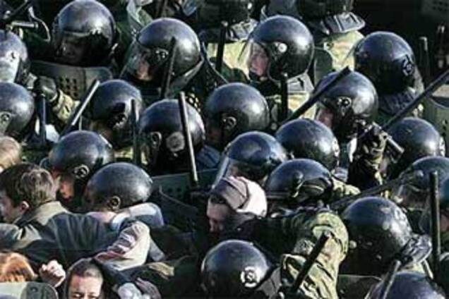 Парад в Севастополе разогнал спецназ