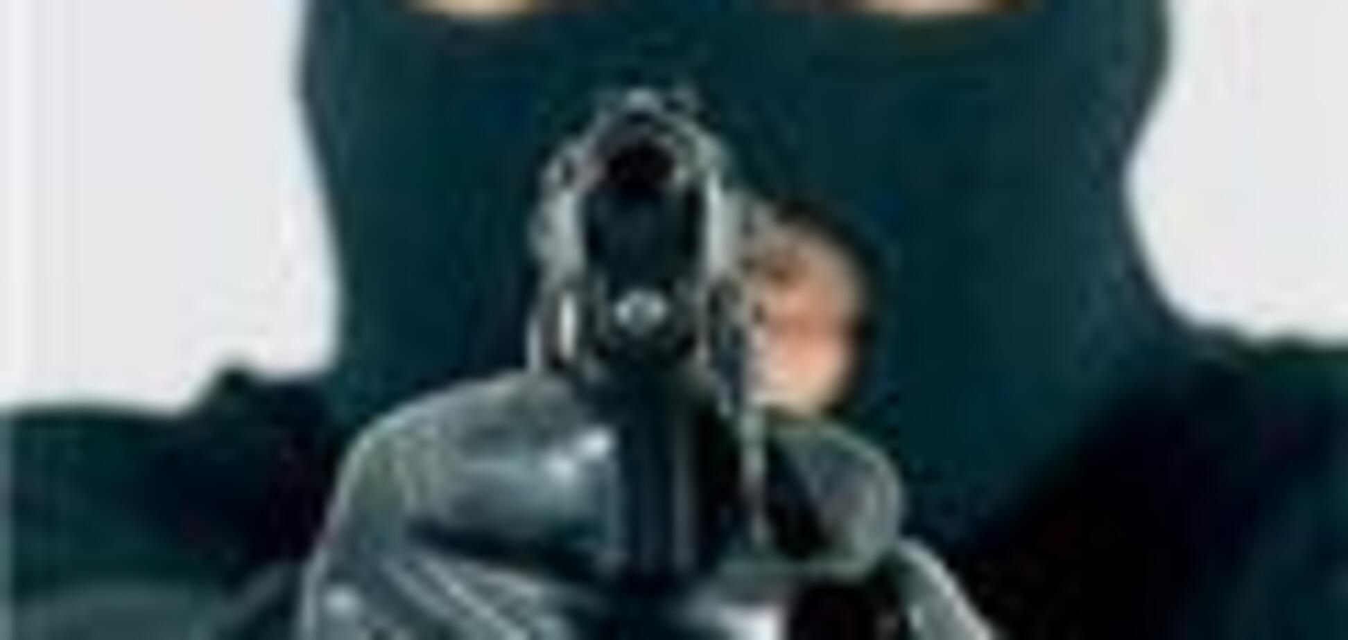 Міліціонер намагався пограбувати банк