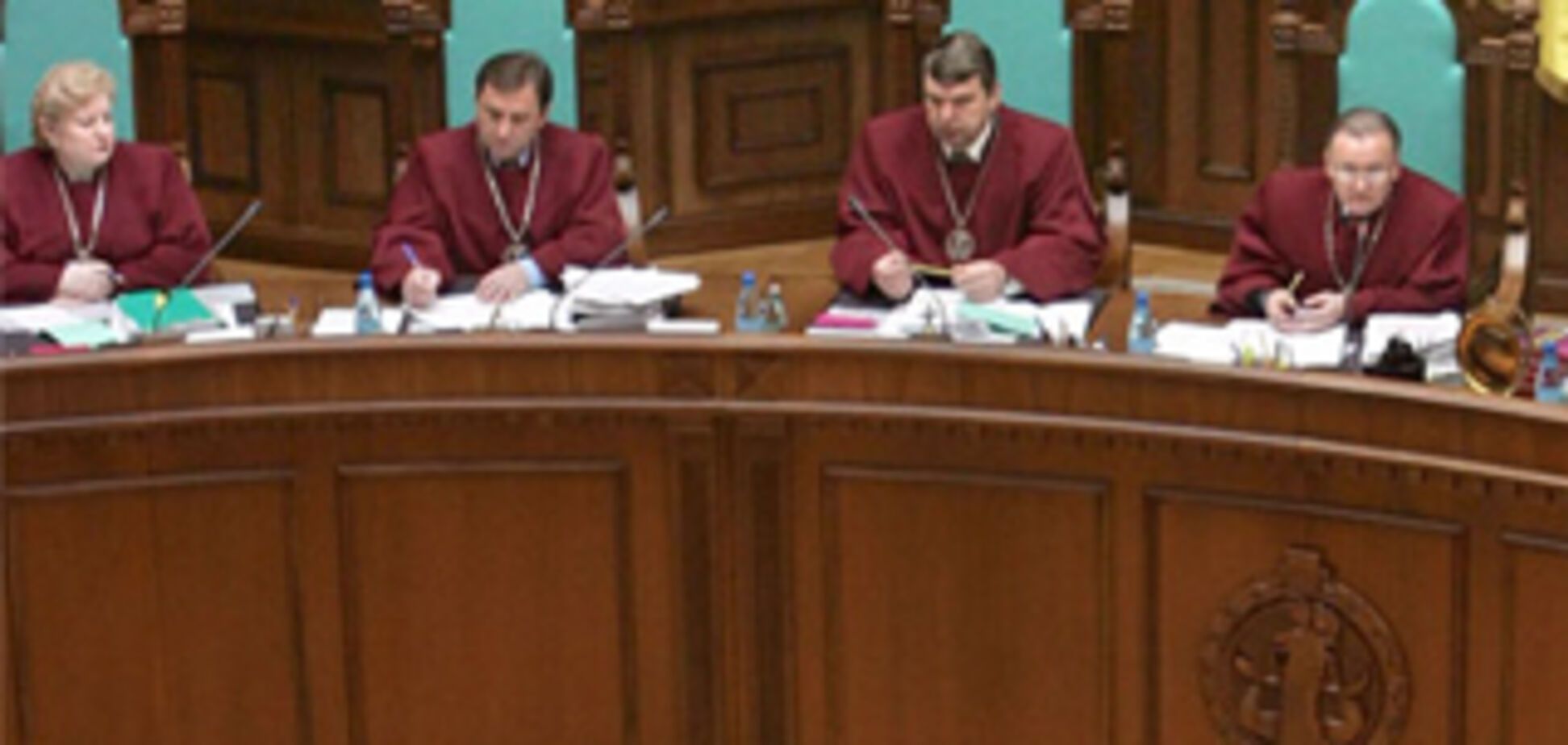 КСУ заблокировал антикризисный закон