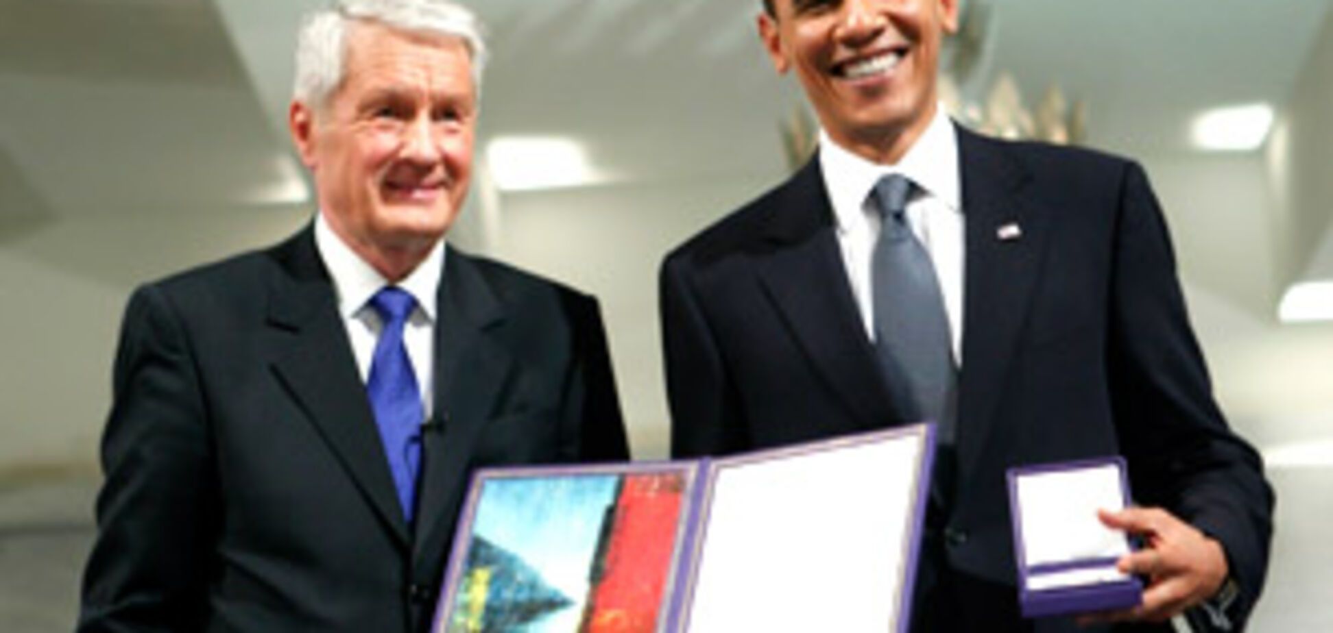 Обаме вручили Нобелевскую премию мира