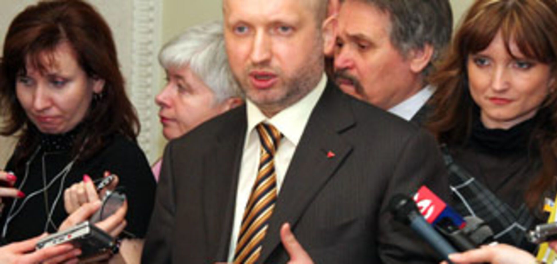 Членов правительства не позвали на СНБО