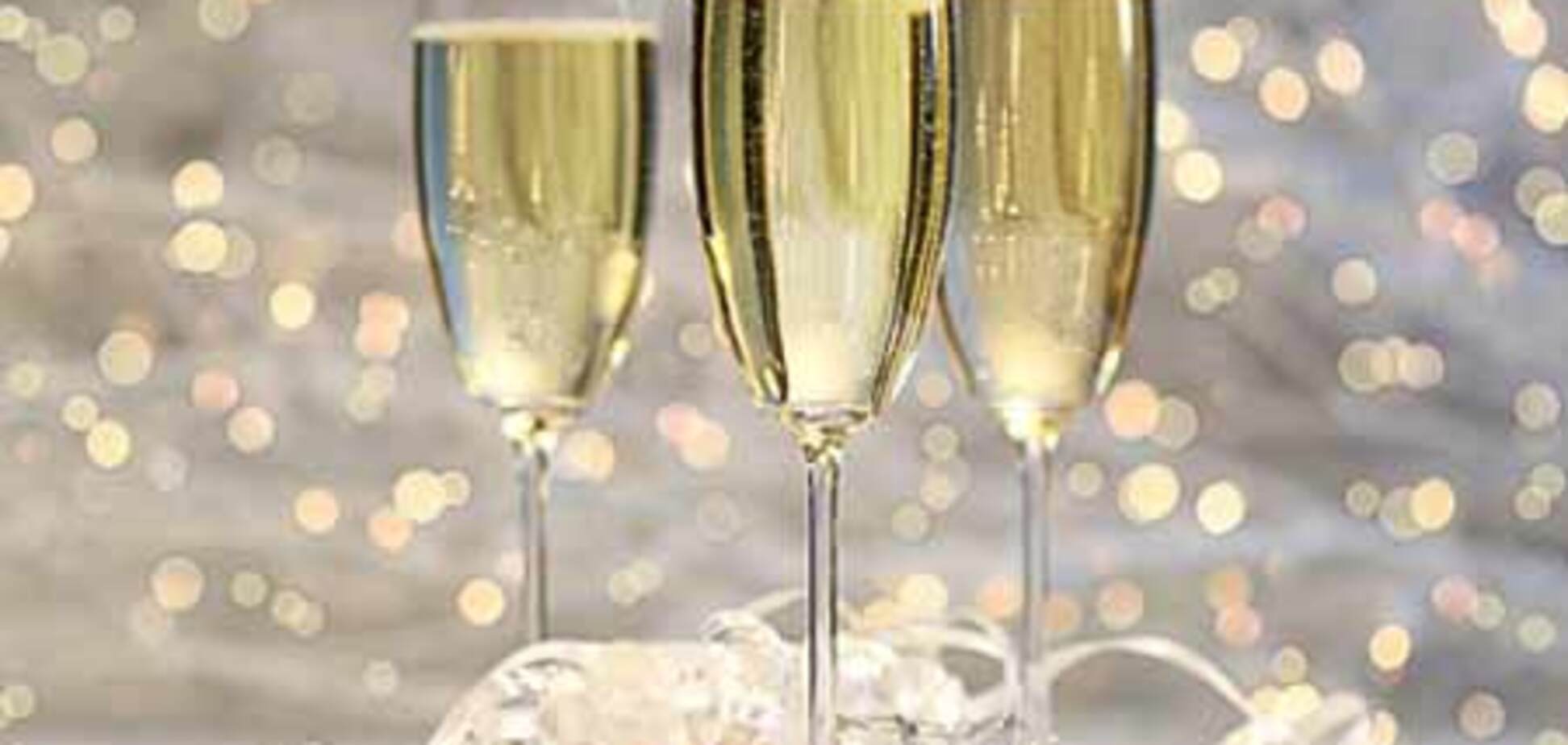 Президент Сербии поплатился за шампанское