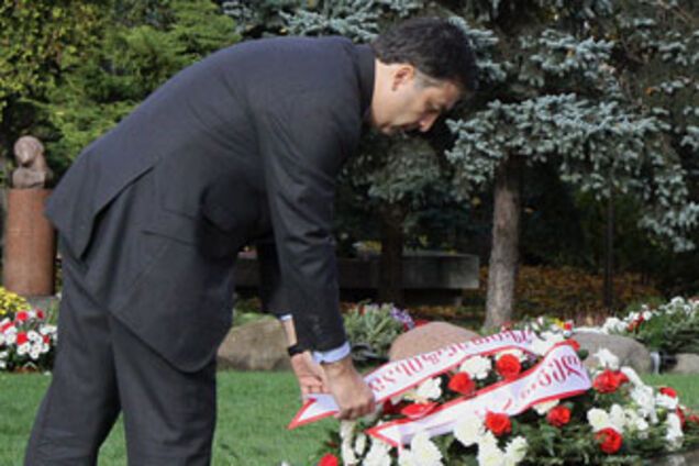 В Грузии сносят памятник героям Великой Отечественной