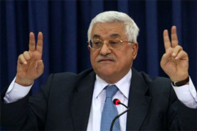 Аббас остается у власти на неопределенный срок