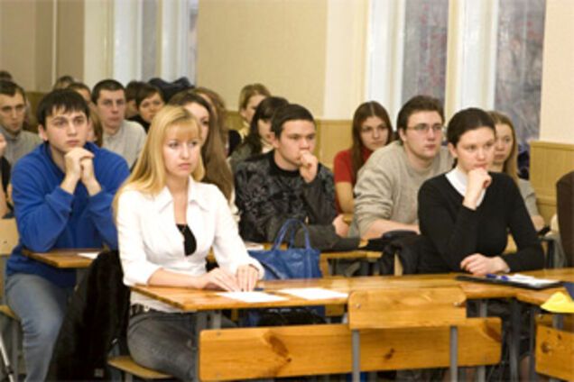 Студентов трудоустроят — на три года