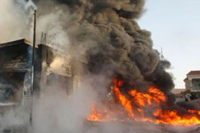 В Пакистане смертник подорвал себя в толпе людей