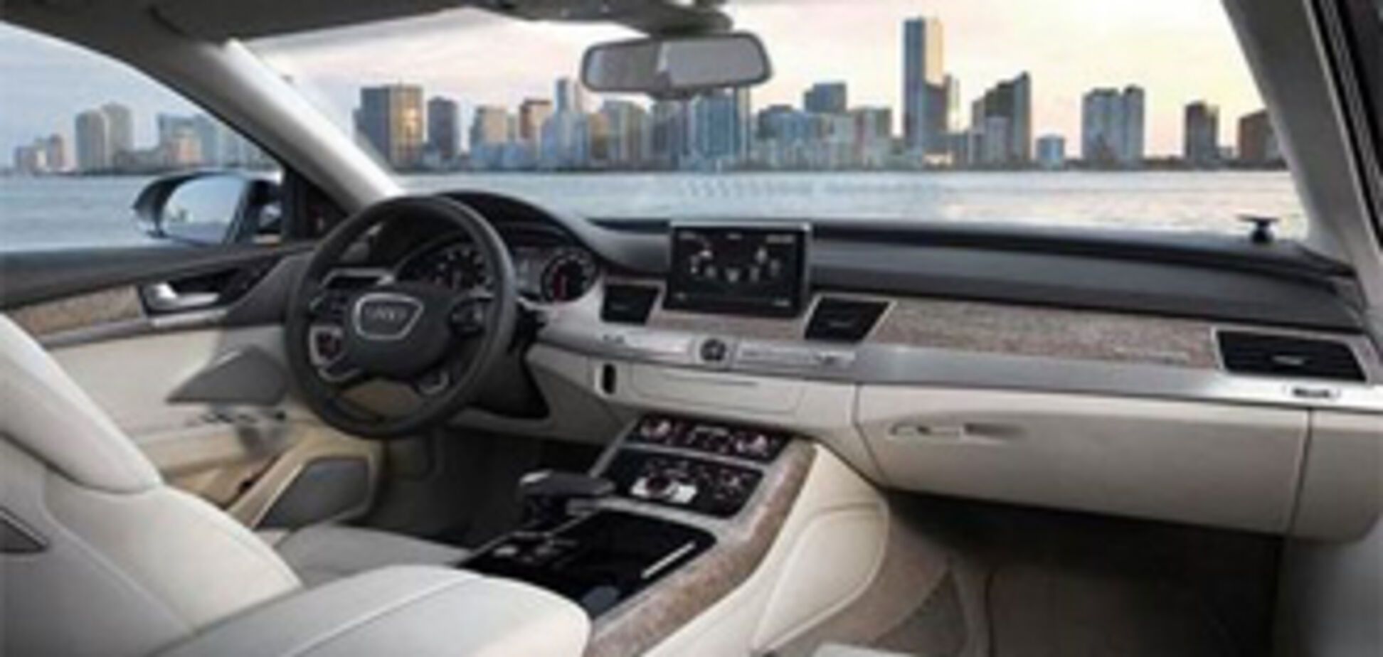 Власть тратит миллионы на новые авто