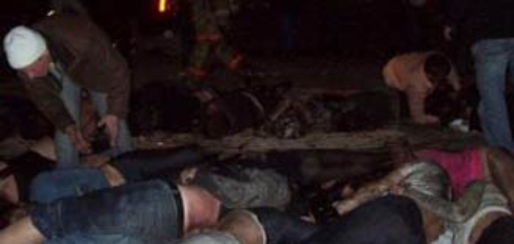 Трагедия в Перми: одни спасали людей, другие - свои машины