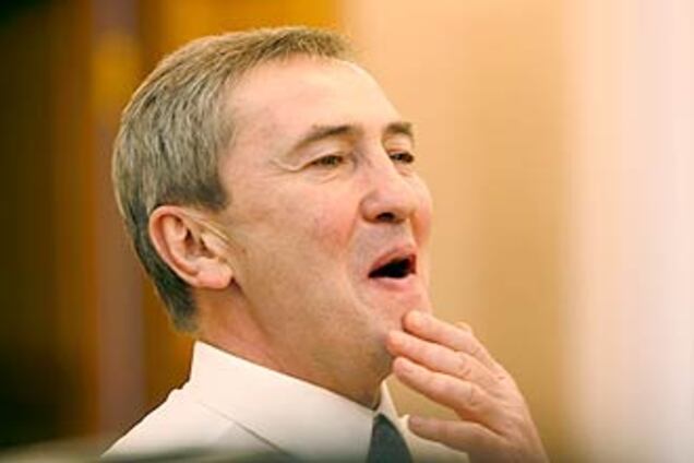 Ющенко замислився про відсторонення Черновецького