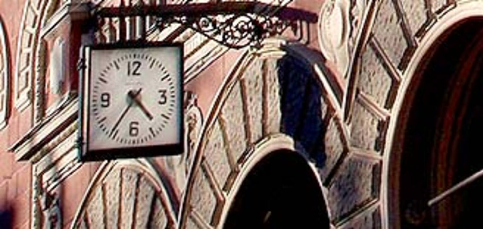 Фирташ просит НБУ взять контроль над Надра Банком