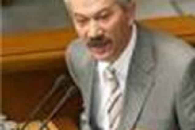 Уходя в отставку, Пинзеник намерен остановить Секретариат