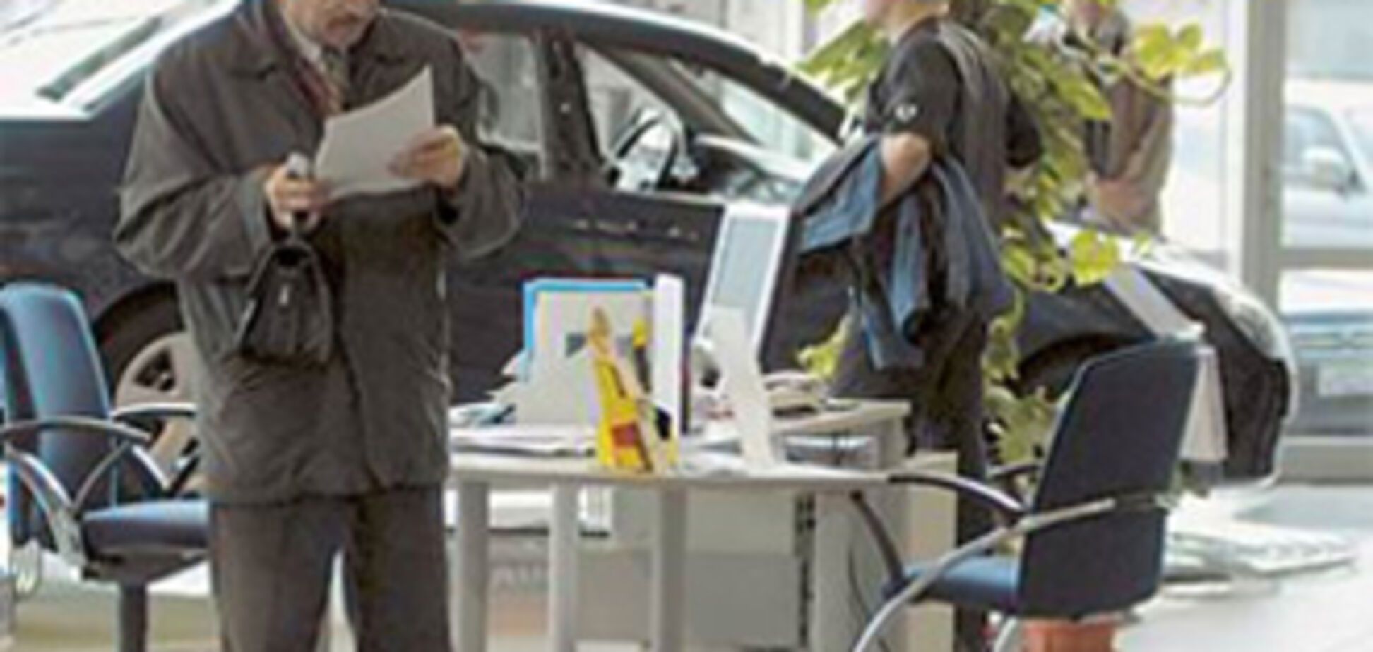 Банки оставили автовладельцев без страховки