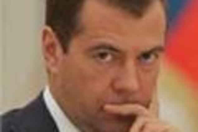 Медведєв влаштував губернаторські чистки