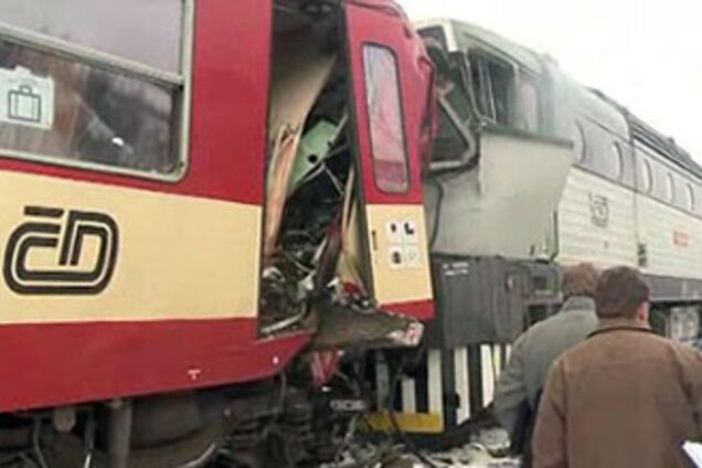 В Чехии лобовое столкновение поездов