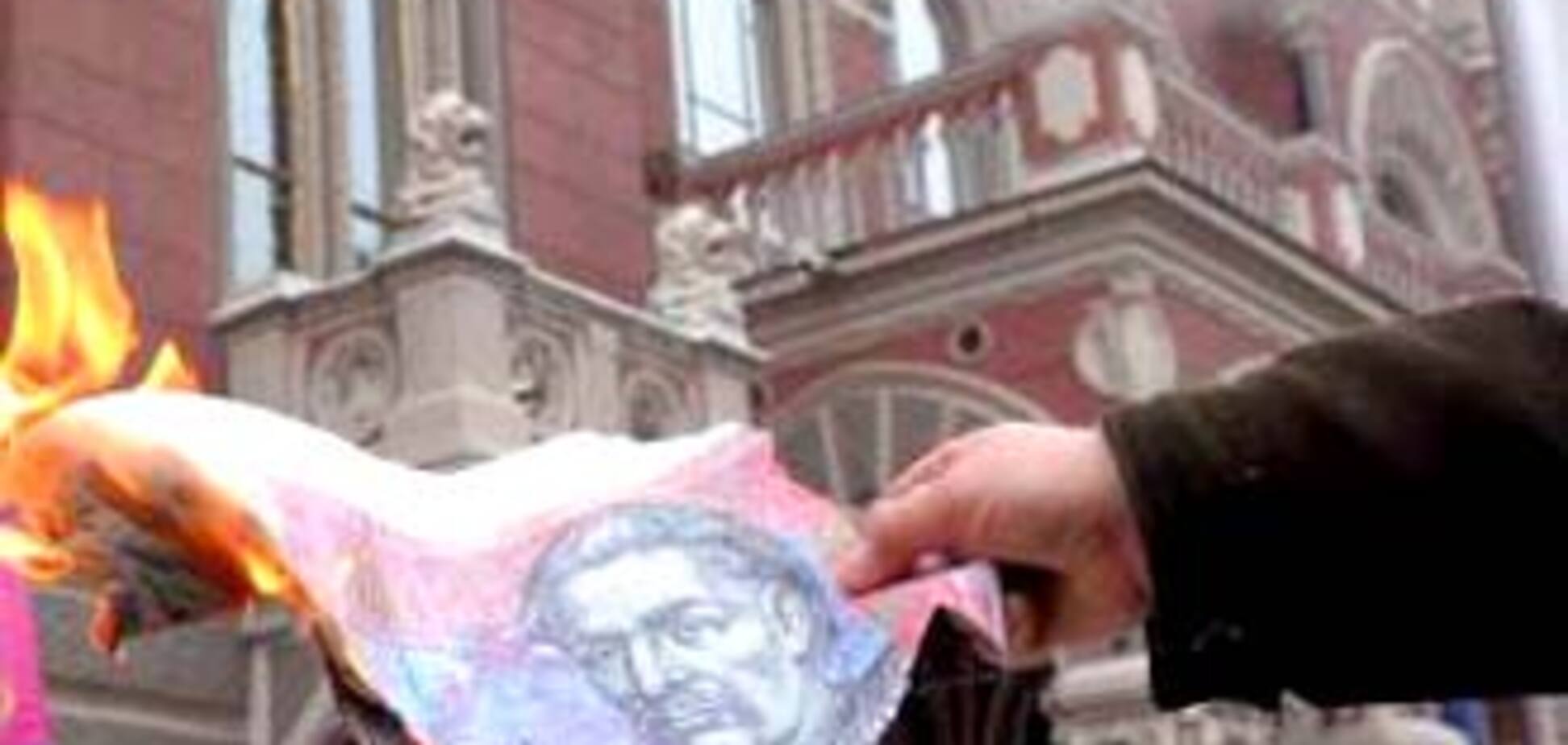 Банкиры видят Украину на грани дефолта