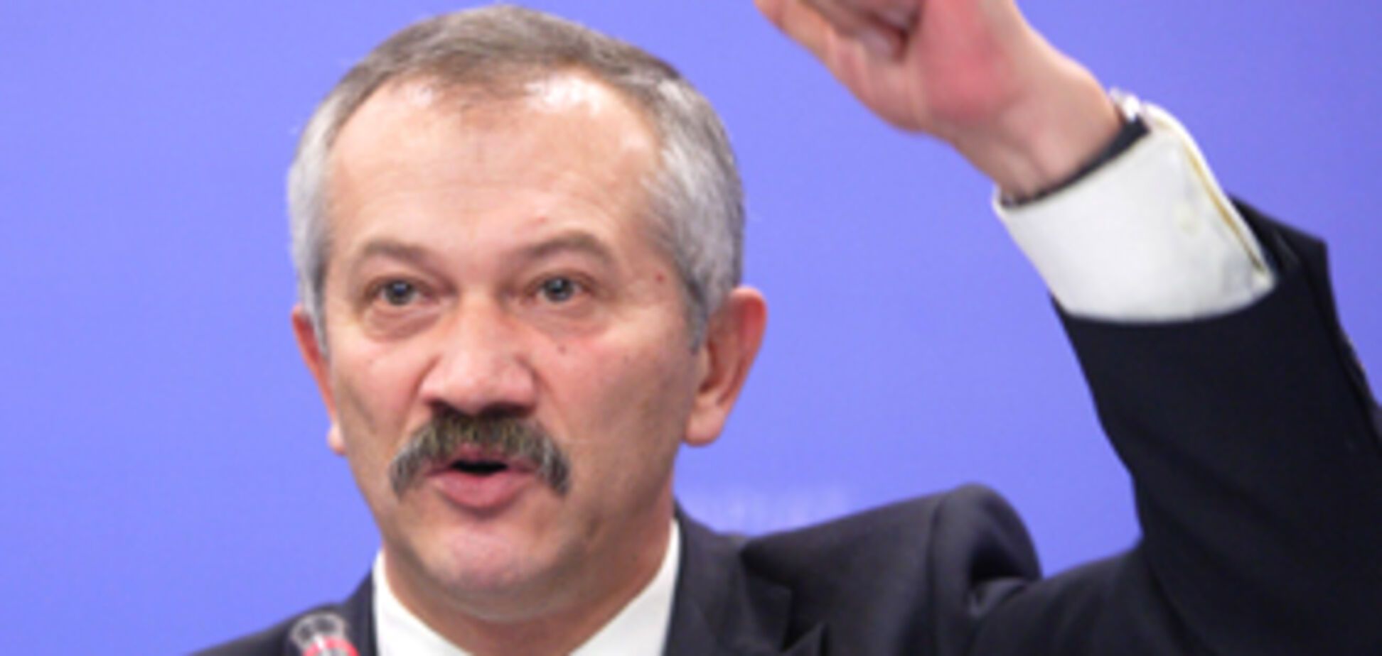 Рада выбила из-под Пинзеника кресло