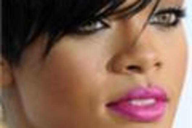 У мережі з'явилося фото побитої і закривавленою Ріанни (ФОТО)