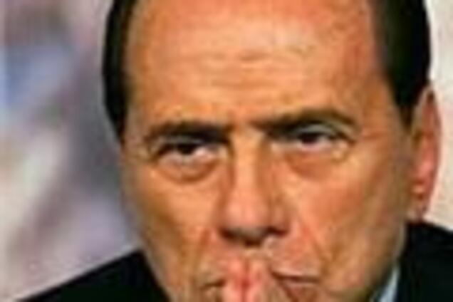 Берлусконі знову відзначився грубим гумором