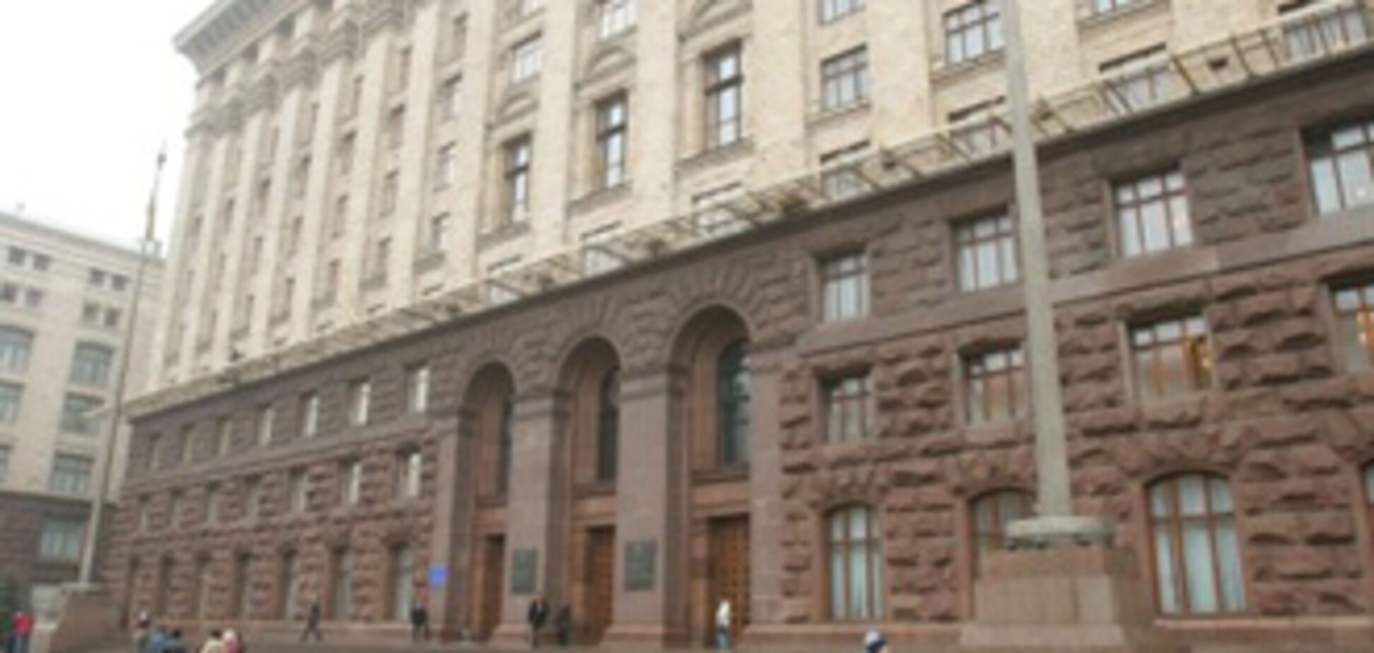 Суд не отменил непрозрачные земельные решения Киеврады