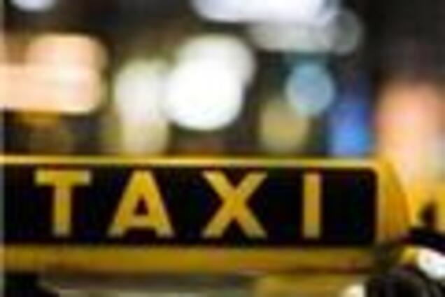 Водитель Bentley избил таксиста