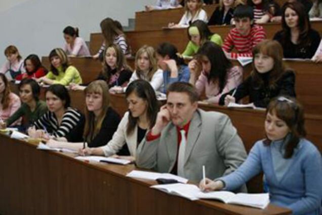 У студентів вимагають компенсацій за безкоштовне навчання