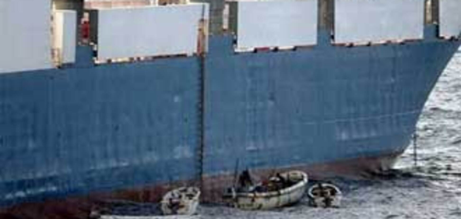 Спустя месяц моряки «Фаины» все еще сидят без денег