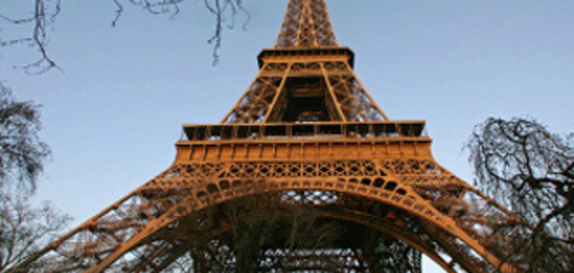 Французские студенты разгромили Монмартр