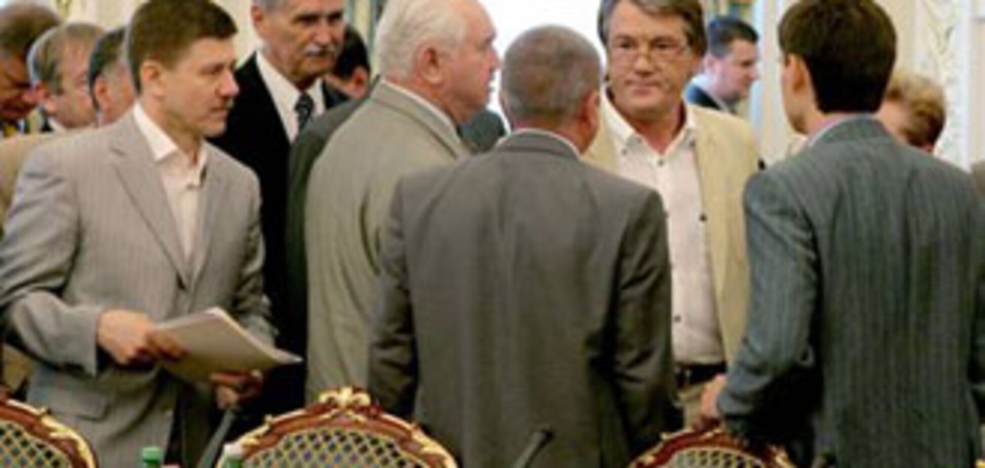 Партия Ющенко задолжала людям 40 миллионов