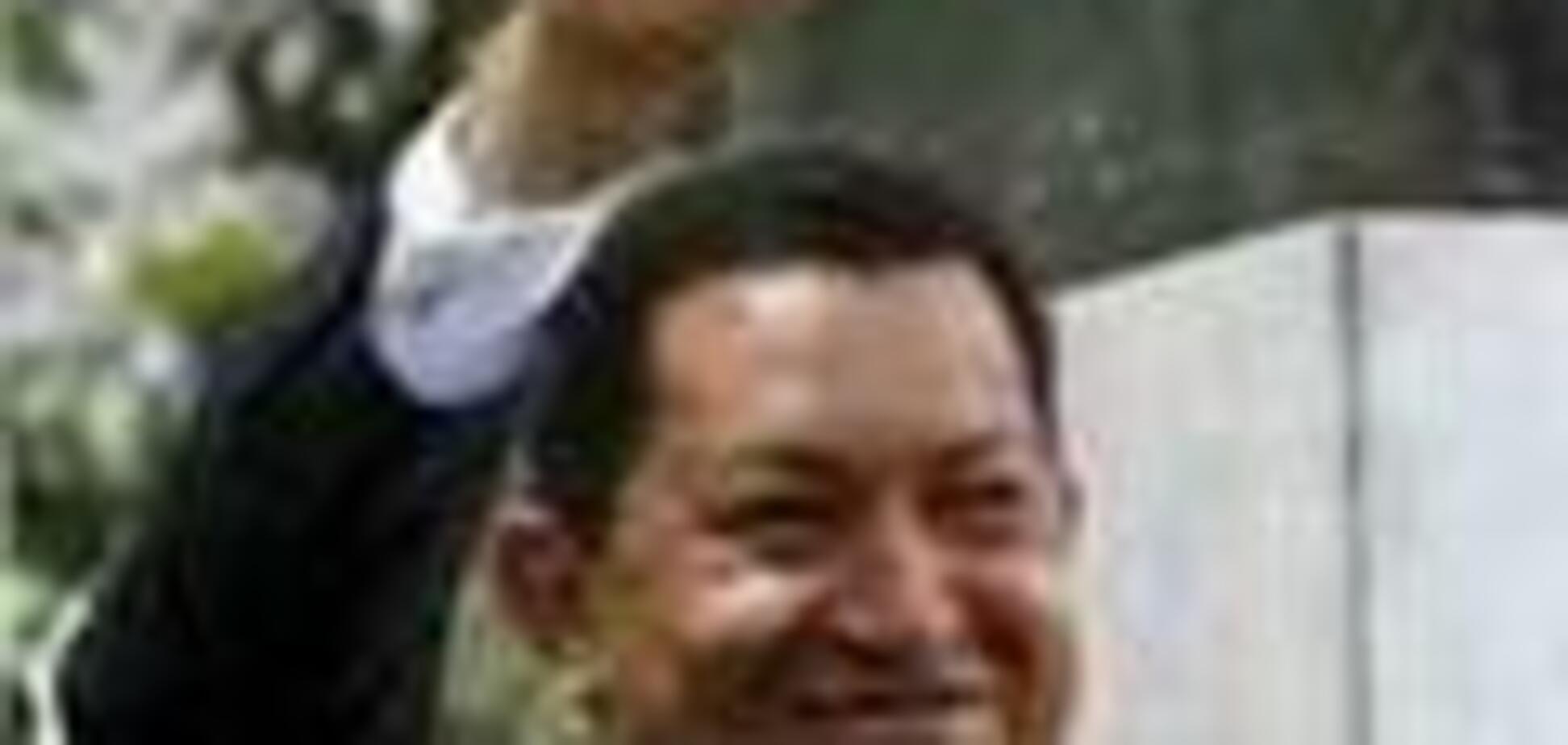 Чавес учит жить на одну зарплату