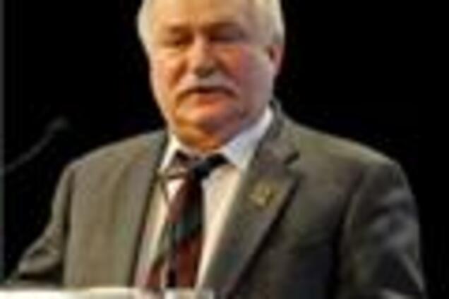 Лех Валенса пригрозил навсегда покинуть Польшу