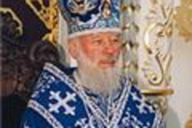 Митрополит Киевский и всея Украины освятил Посольство