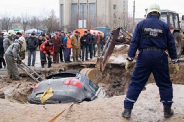 Украинские водители в полной…яме | Обозреватель | OBOZ.UA