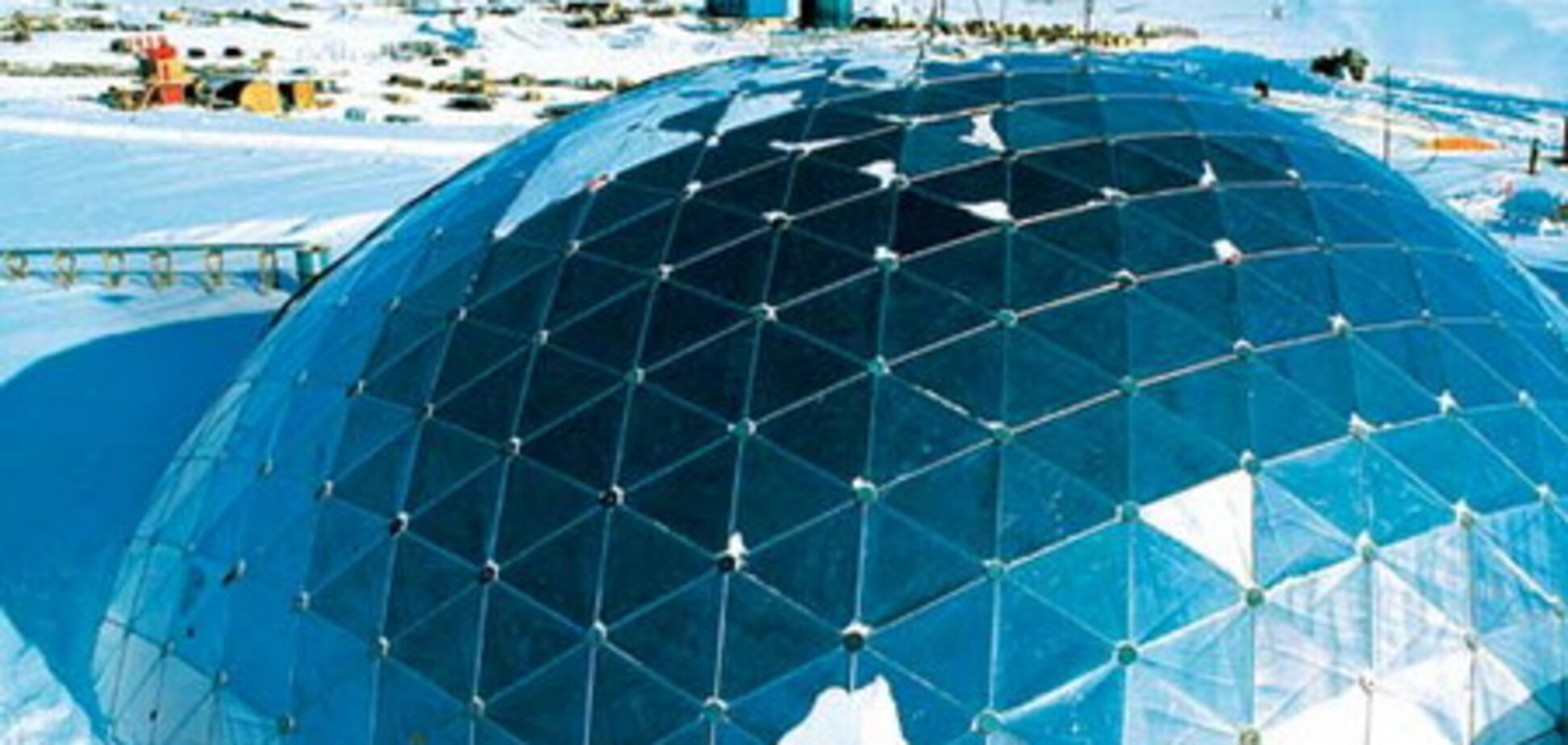 Макдональдс появится в Антарктиде