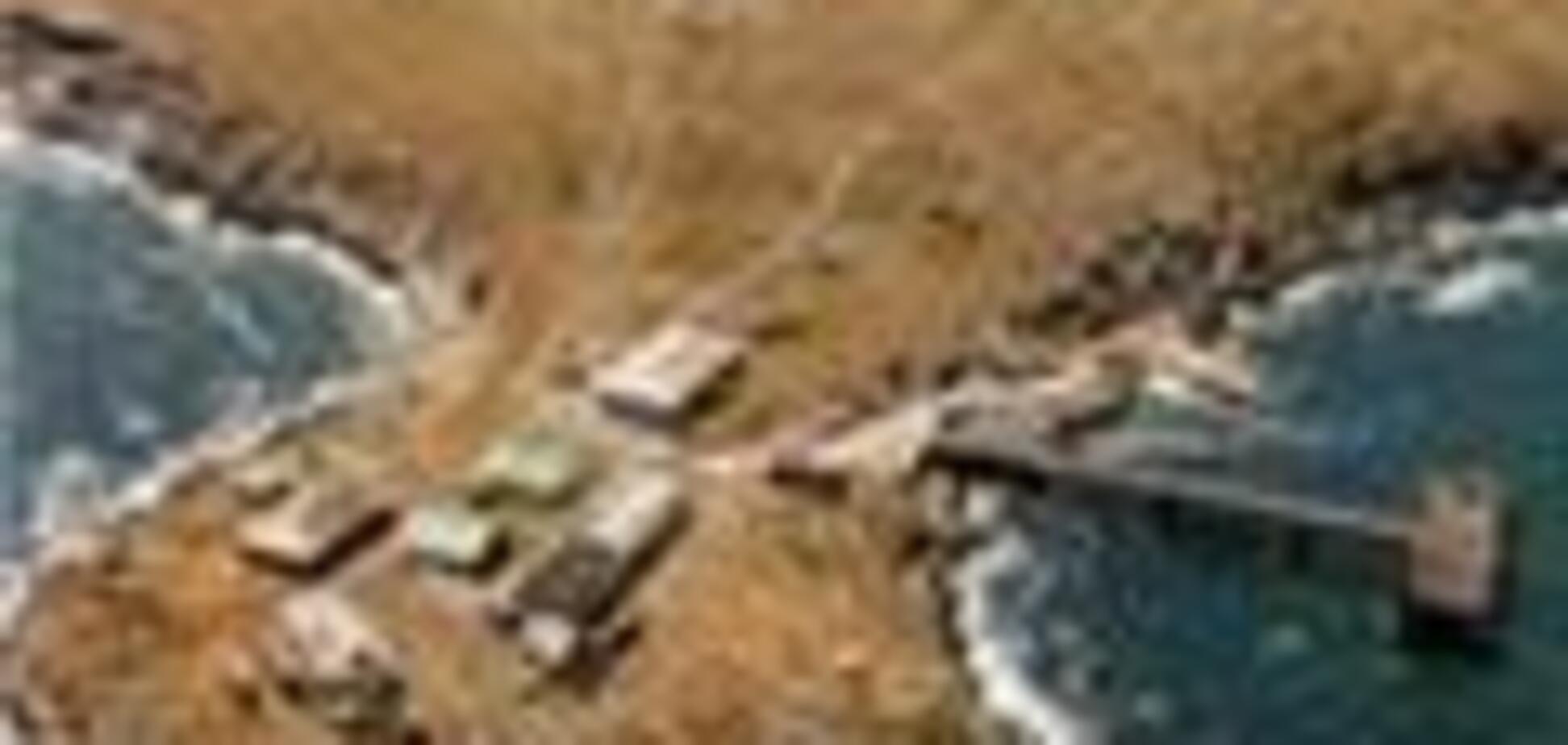 Пограничники прогнали иностранцев от берегов о.Змеиный