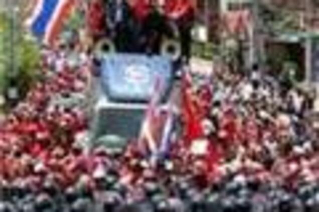 В Бангкоке армия вновь открыла огонь по оппозиционерам