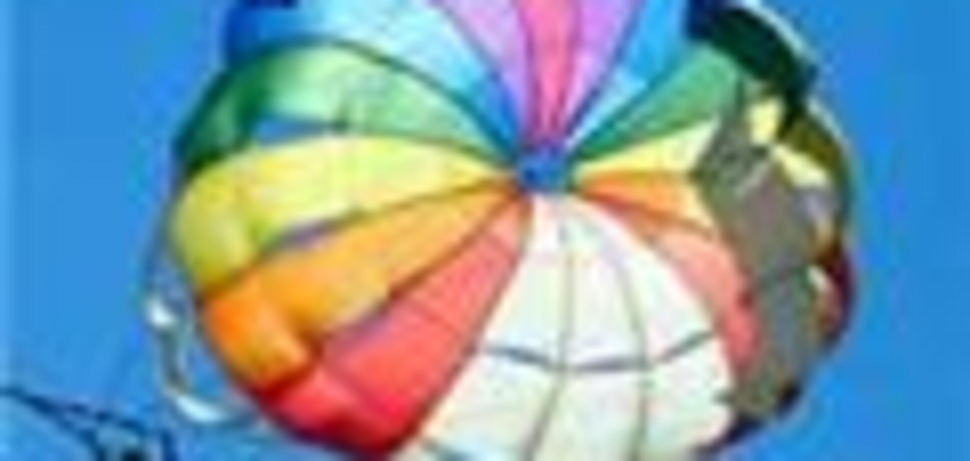 Под Харьковом разбился парашютист